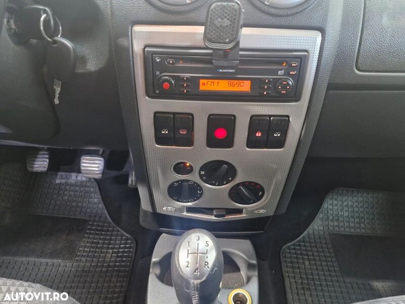 Dacia Logan