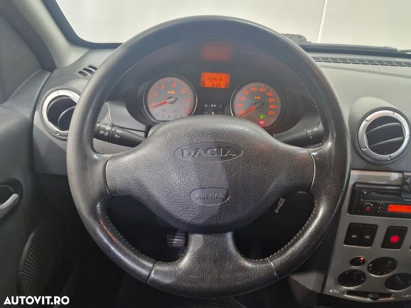 Dacia Logan